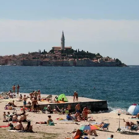 Near - Marica Rovinj