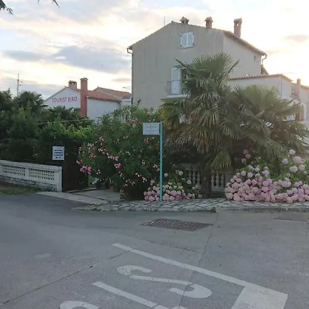 Near - Marica * Rovinj